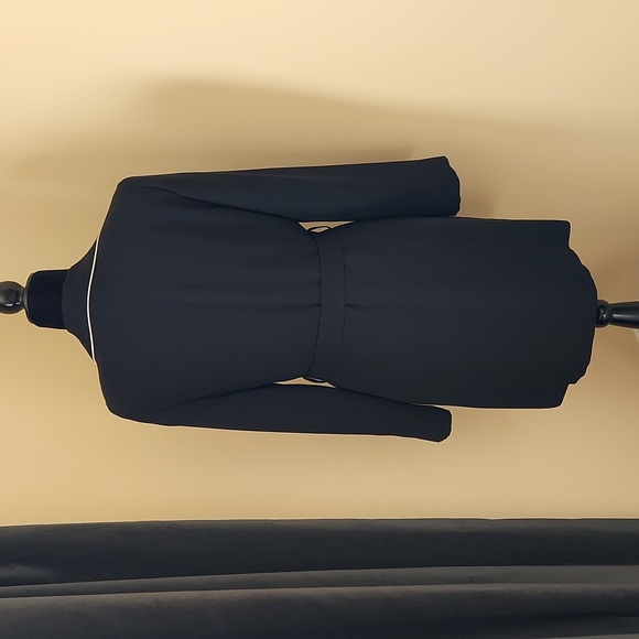 SC COLLECTION Made in Canada 3/4 Length Black Spring Trench Coat - Picture 3 of 12